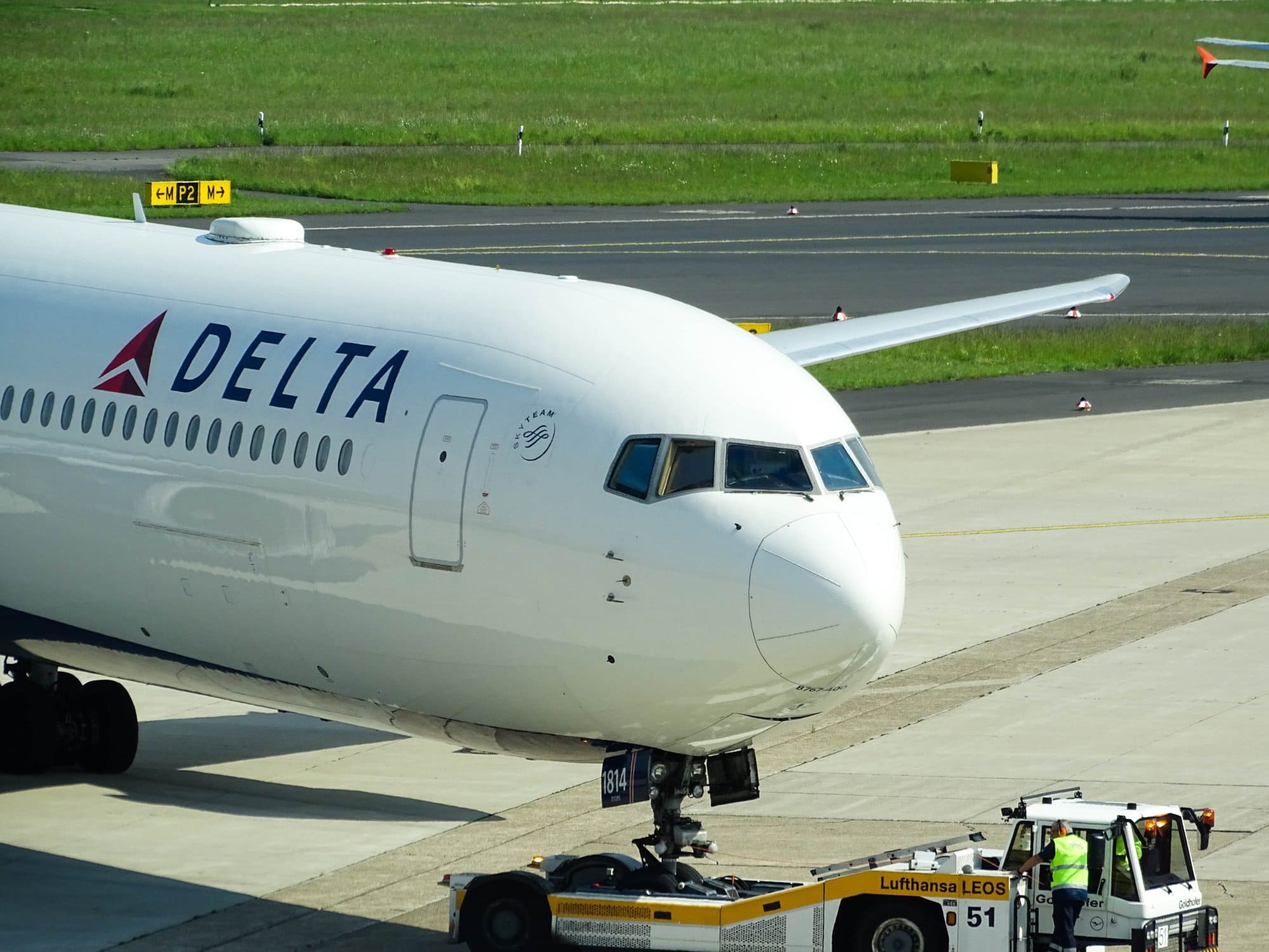 Delta Dominates On-Time Performance Rankings in North America